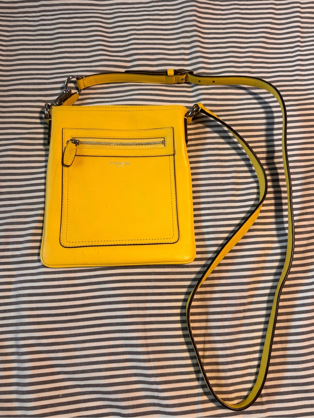 Coach Legacy Leather Lemon Swingpack/Crossbody Bag